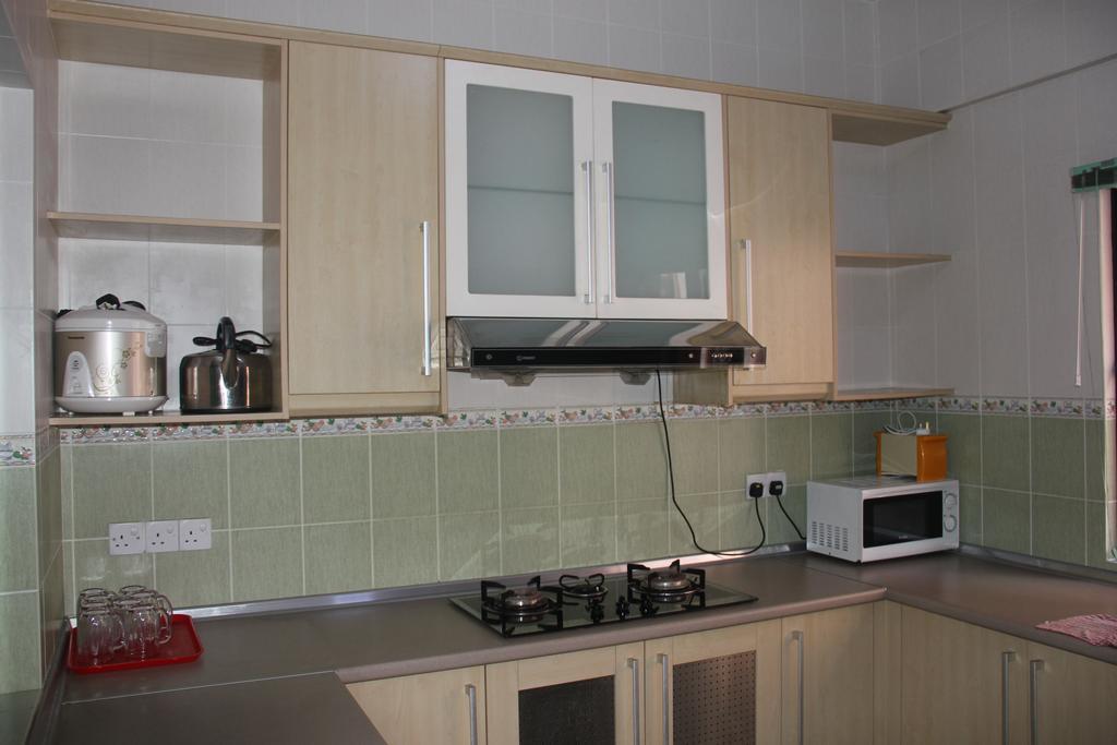 Marimari Marina Service Condo Кота-Кинабалу Экстерьер фото